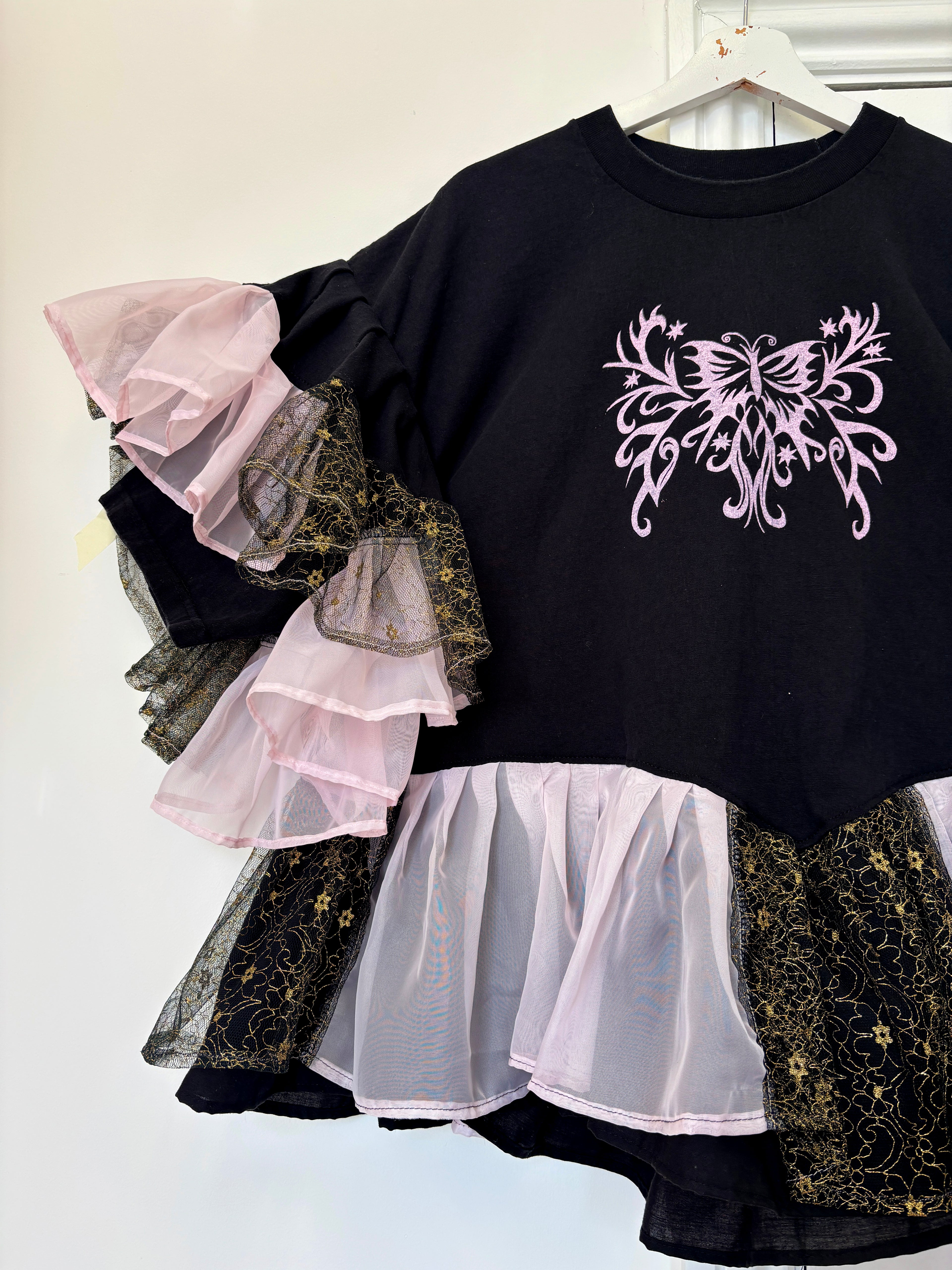 UPCYCLED 𝒯𝓊𝓁𝓁𝑒 𝒯𝑜𝓅 ★