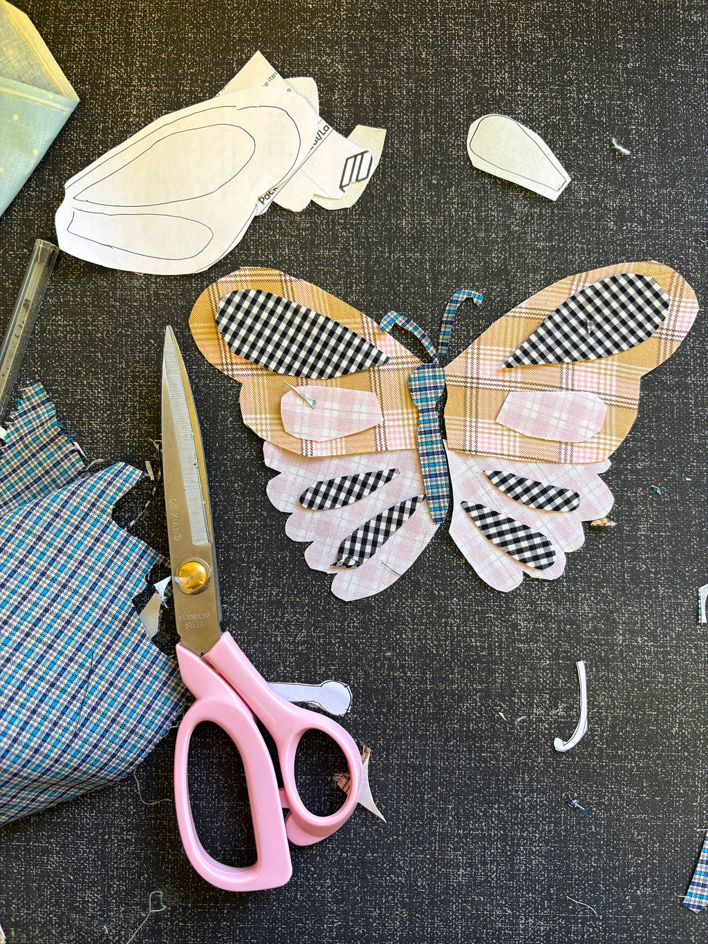 PATCH APPLIQUE UPCYCLE WORKSHOP ★ FRIDAY 29th May (EVENING 6-8.30PM)