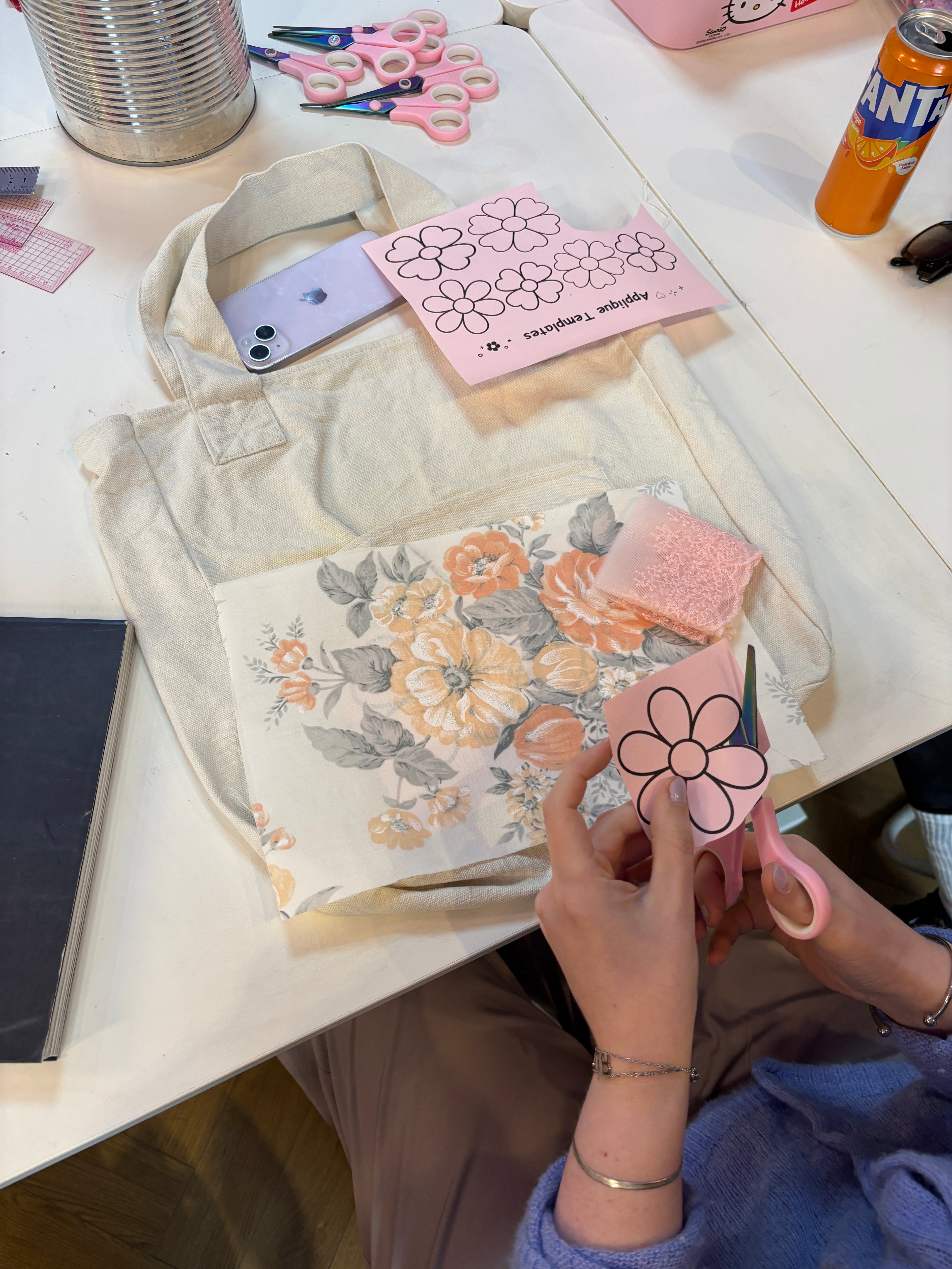 PATCH APPLIQUE UPCYCLE WORKSHOP ★ FRIDAY 29th May (EVENING 6-8.30PM)