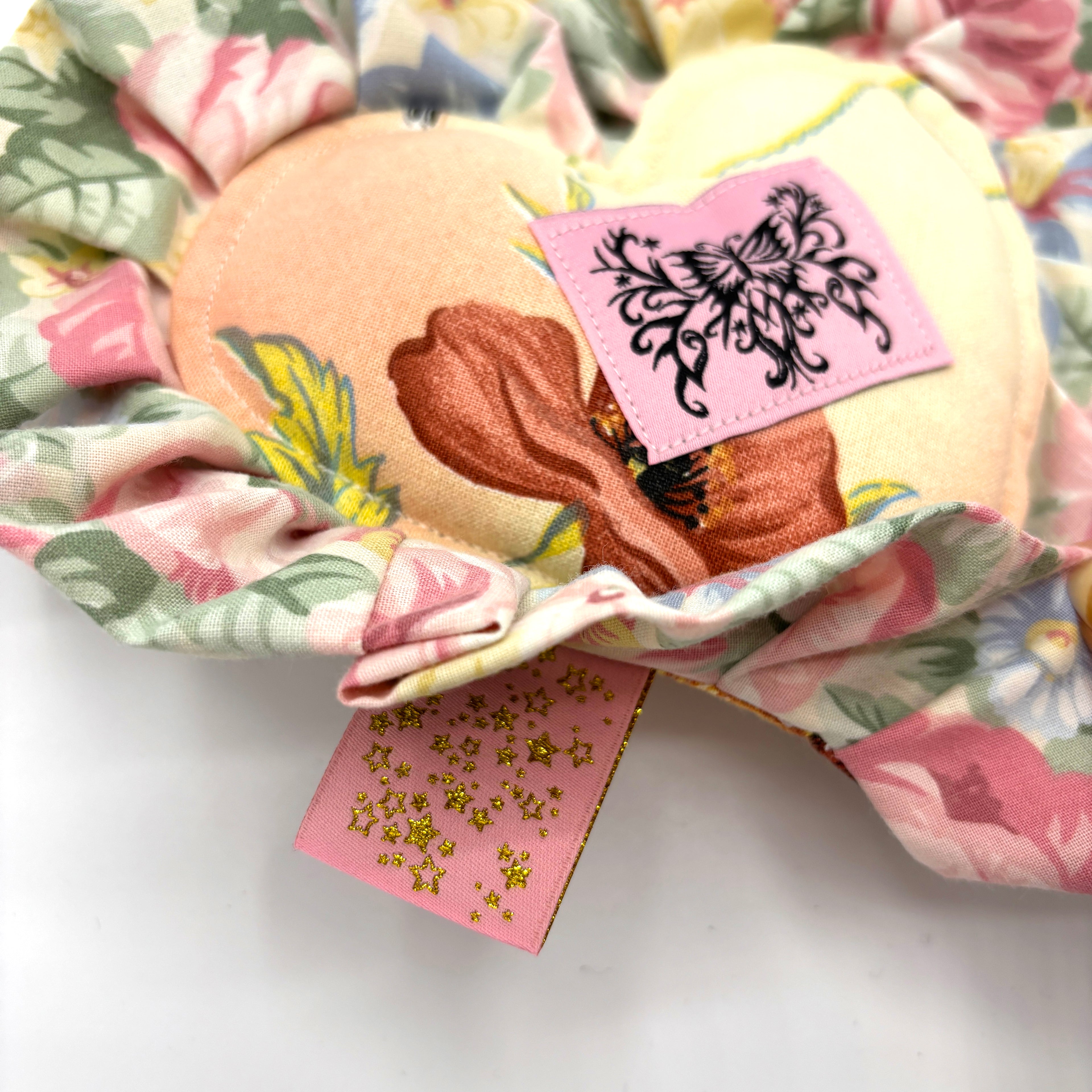 ☆ 𝘝𝘪𝘯𝘵𝘢𝘨𝘦 𝘒𝘪𝘵𝘵𝘦𝘯 𝘏𝘦𝘢𝘳𝘵 𝘊𝘩𝘢𝘳𝘮 ☆ 𝒩𝑒𝓌 𝒞𝑜𝓁𝓁𝑒𝒸𝓉𝒾𝑜𝓃