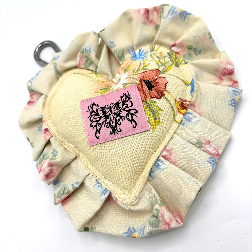 ☆ 𝘝𝘪𝘯𝘵𝘢𝘨𝘦 𝘒𝘪𝘵𝘵𝘦𝘯 𝘏𝘦𝘢𝘳𝘵 𝘊𝘩𝘢𝘳𝘮 ☆ 𝒩𝑒𝓌 𝒞𝑜𝓁𝓁𝑒𝒸𝓉𝒾𝑜𝓃