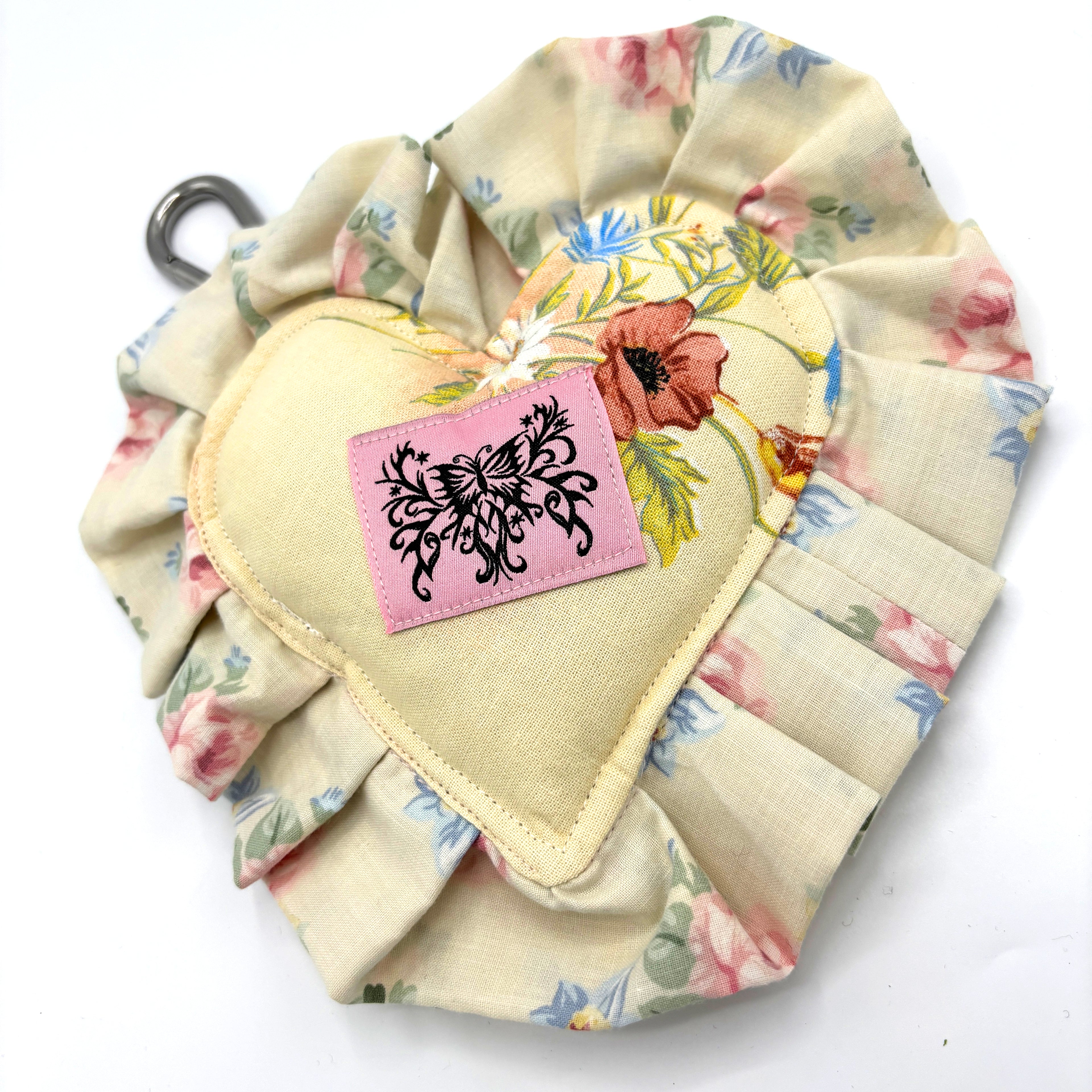 ☆ 𝘝𝘪𝘯𝘵𝘢𝘨𝘦 𝘒𝘪𝘵𝘵𝘦𝘯 𝘏𝘦𝘢𝘳𝘵 𝘊𝘩𝘢𝘳𝘮 ☆ 𝒩𝑒𝓌 𝒞𝑜𝓁𝓁𝑒𝒸𝓉𝒾𝑜𝓃