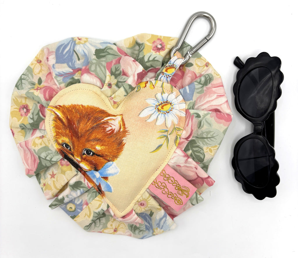 ☆ 𝘝𝘪𝘯𝘵𝘢𝘨𝘦 𝘒𝘪𝘵𝘵𝘦𝘯 𝘏𝘦𝘢𝘳𝘵 𝘊𝘩𝘢𝘳𝘮 ☆ 𝒩𝑒𝓌 𝒞𝑜𝓁𝓁𝑒𝒸𝓉𝒾𝑜𝓃