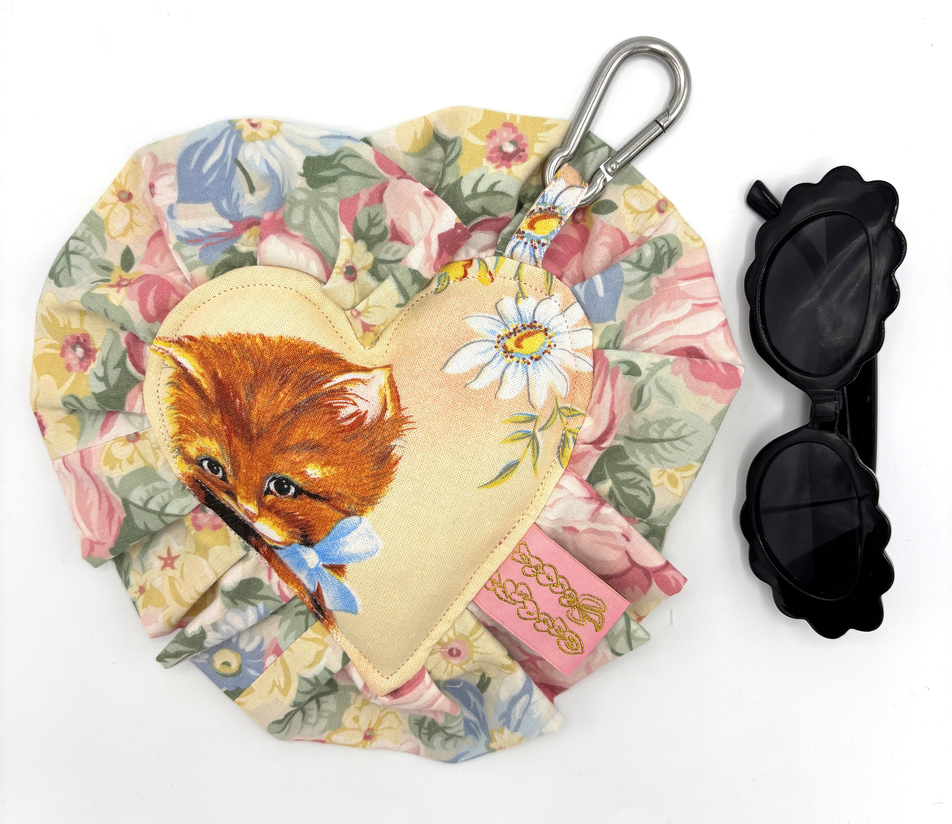 ☆ 𝘝𝘪𝘯𝘵𝘢𝘨𝘦 𝘒𝘪𝘵𝘵𝘦𝘯 𝘏𝘦𝘢𝘳𝘵 𝘊𝘩𝘢𝘳𝘮 ☆ 𝒩𝑒𝓌 𝒞𝑜𝓁𝓁𝑒𝒸𝓉𝒾𝑜𝓃