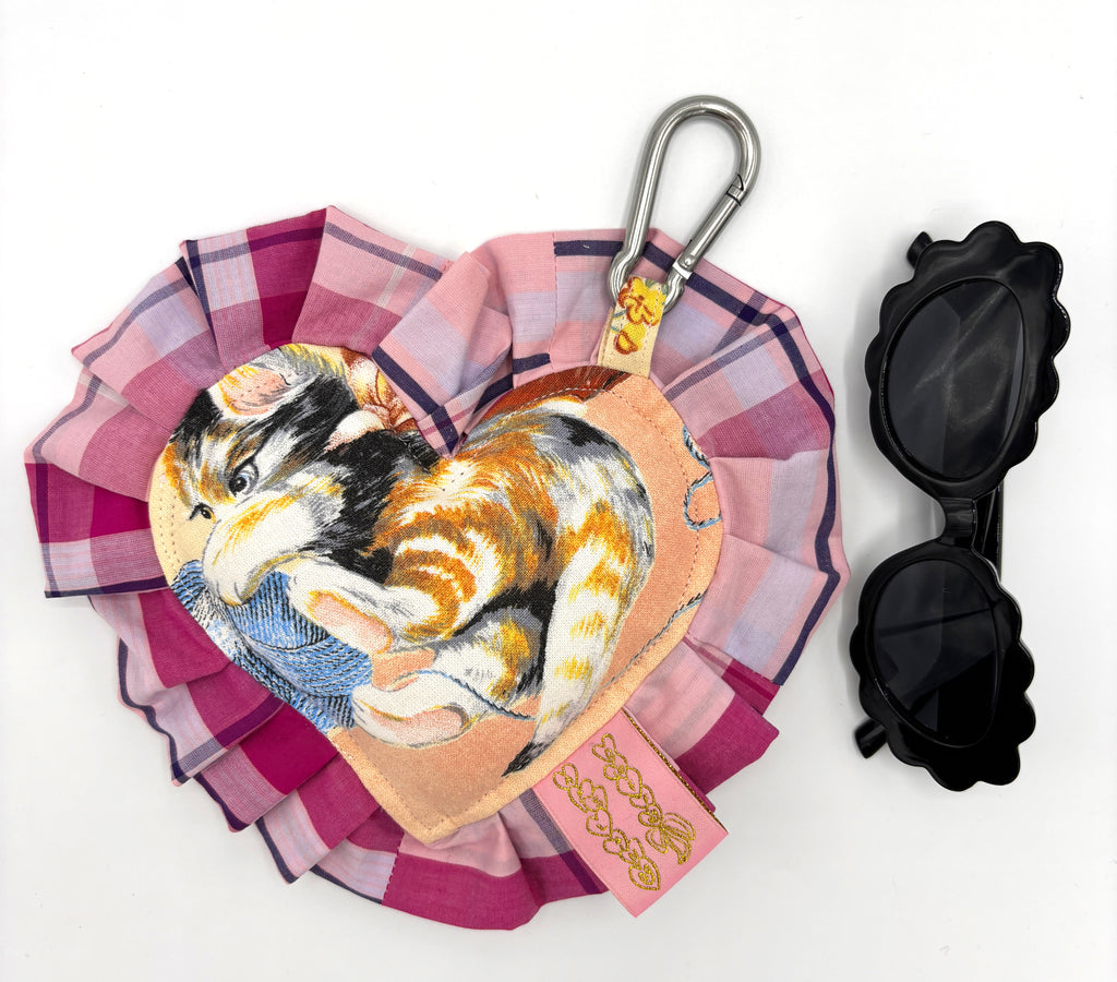 ☆ 𝘝𝘪𝘯𝘵𝘢𝘨𝘦 𝘒𝘪𝘵𝘵𝘦𝘯 𝘏𝘦𝘢𝘳𝘵 𝘊𝘩𝘢𝘳𝘮 ☆ 𝒩𝑒𝓌 𝒞𝑜𝓁𝓁𝑒𝒸𝓉𝒾𝑜𝓃