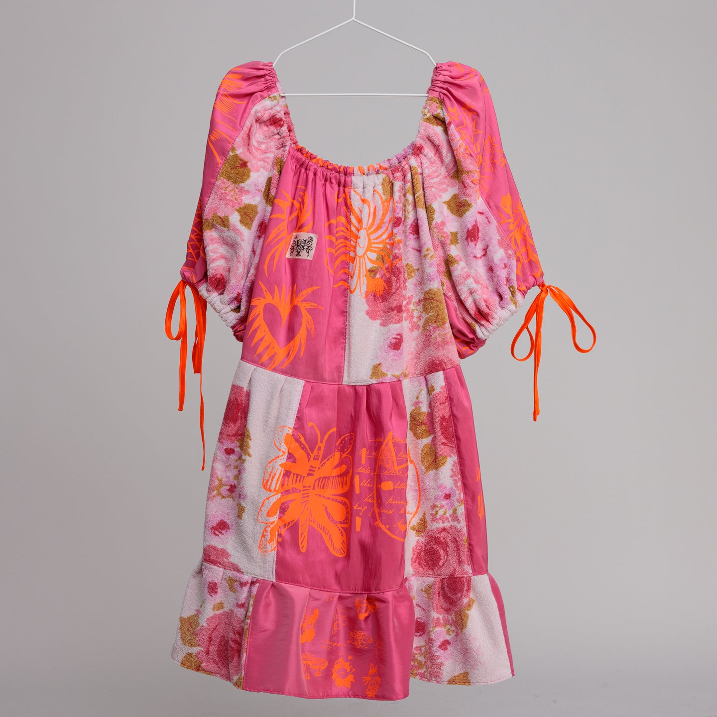 ༻❁ HaND~PRiNTED BRiGHT PiNK PaTCHWoRK DResS ~ 𝐋𝐀𝐑𝐆𝐄 ✧ 𝓢𝓹𝓻𝓲𝓷𝓰/𝓢𝓾𝓶𝓶𝓮𝓻 22 ❁༺