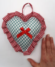 ♡ Red & Green Gingham Heart Decoration ♡