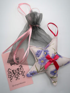 ♡ Purple Floral Star Decoration ♡