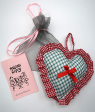 ♡ Red & Green Gingham Heart Decoration ♡