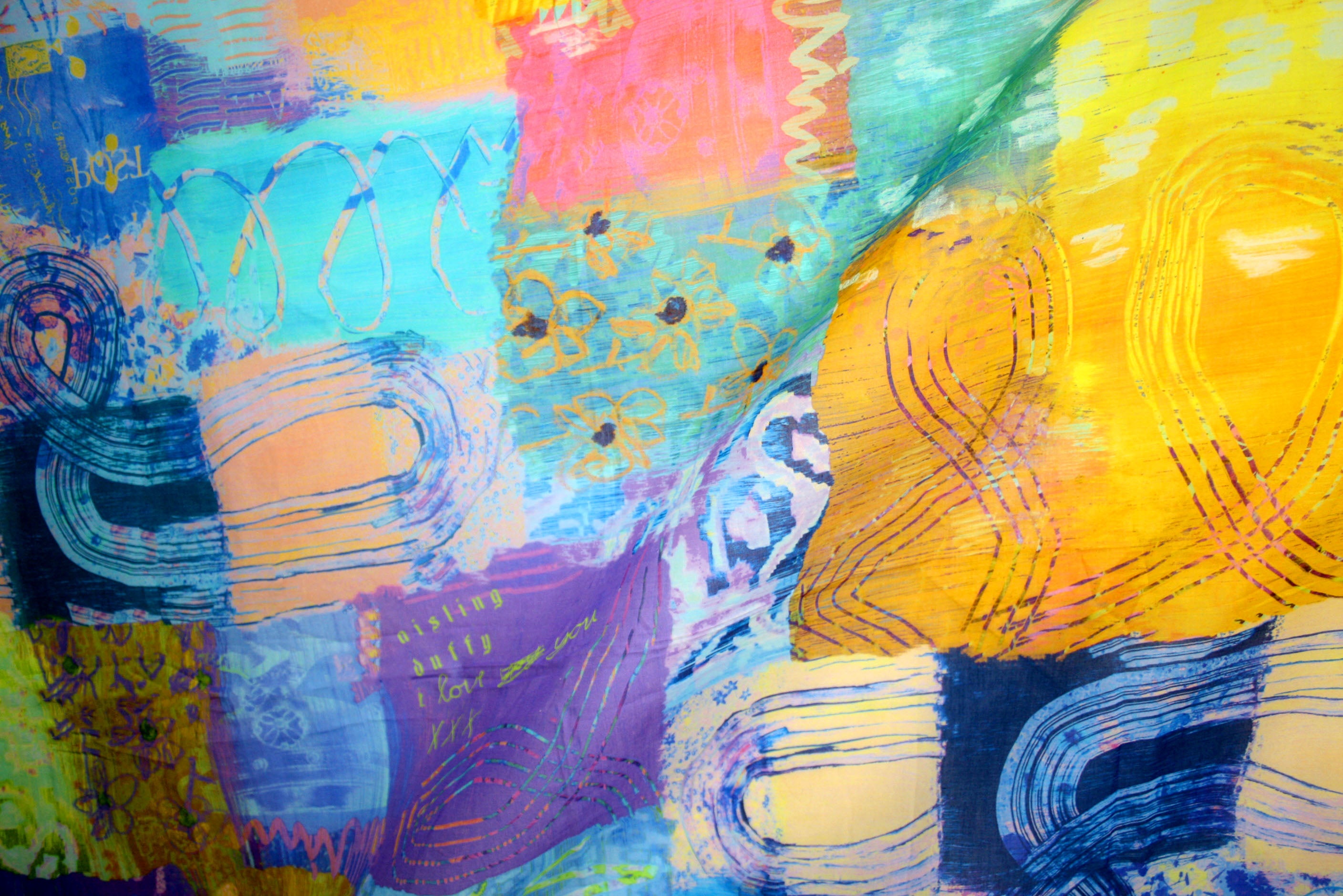 ☆ 𝘙𝘢𝘪𝘯𝘣𝘰𝘸 𝘚𝘤𝘢𝘳𝘧 ☆ 128𝘤𝘮 𝘹 128𝘤𝘮